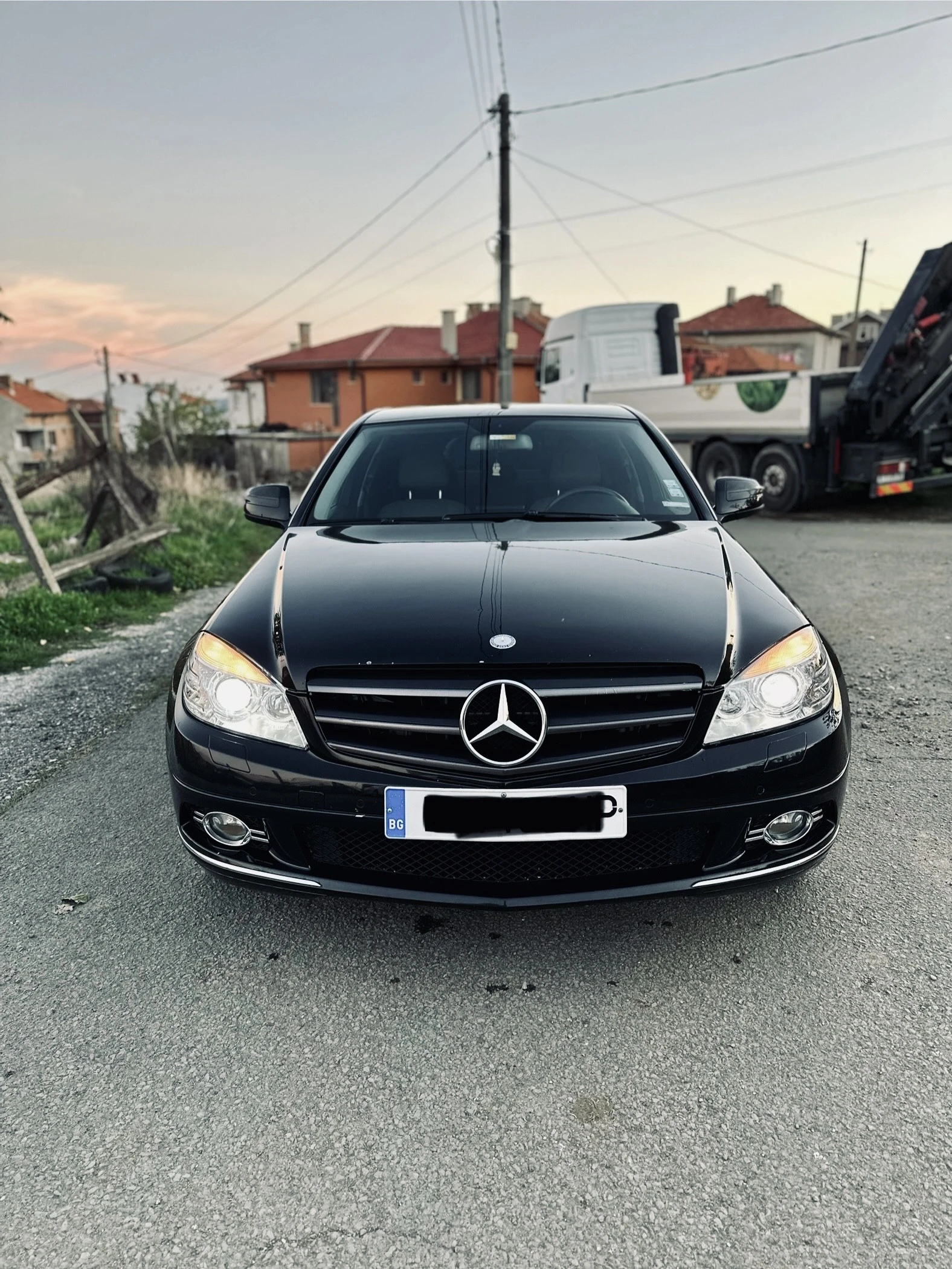 Mercedes-Benz C 320  - изображение 2