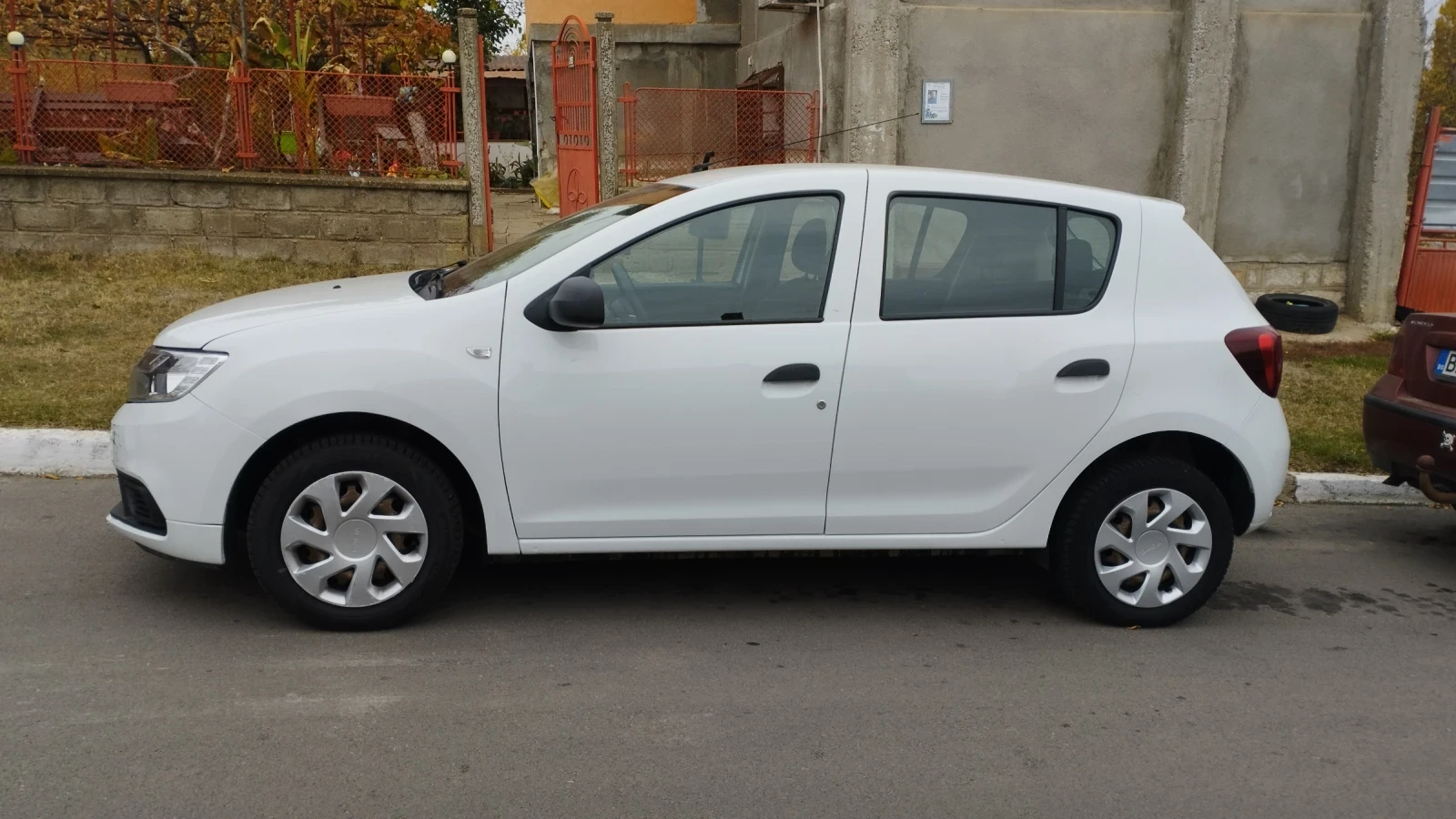 Dacia Sandero 1.5dci - изображение 5