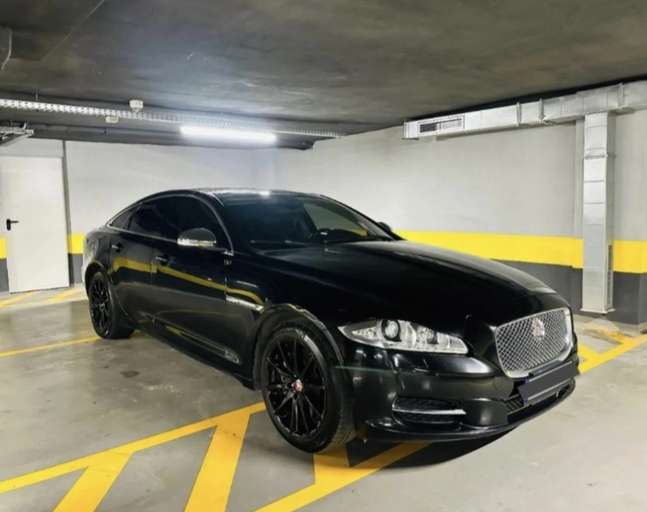 Jaguar Xj 3.0 11850 км - изображение 2