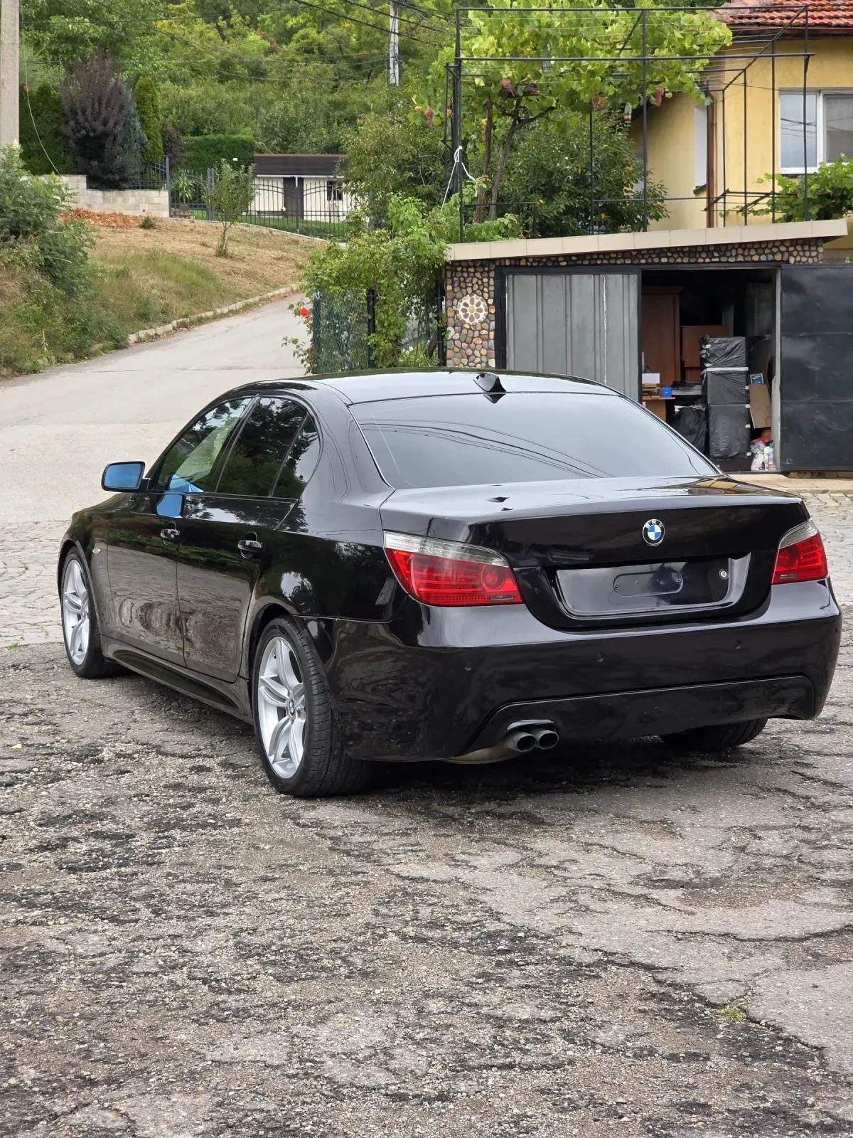 BMW 530 d INDIVIDUAL - изображение 4
