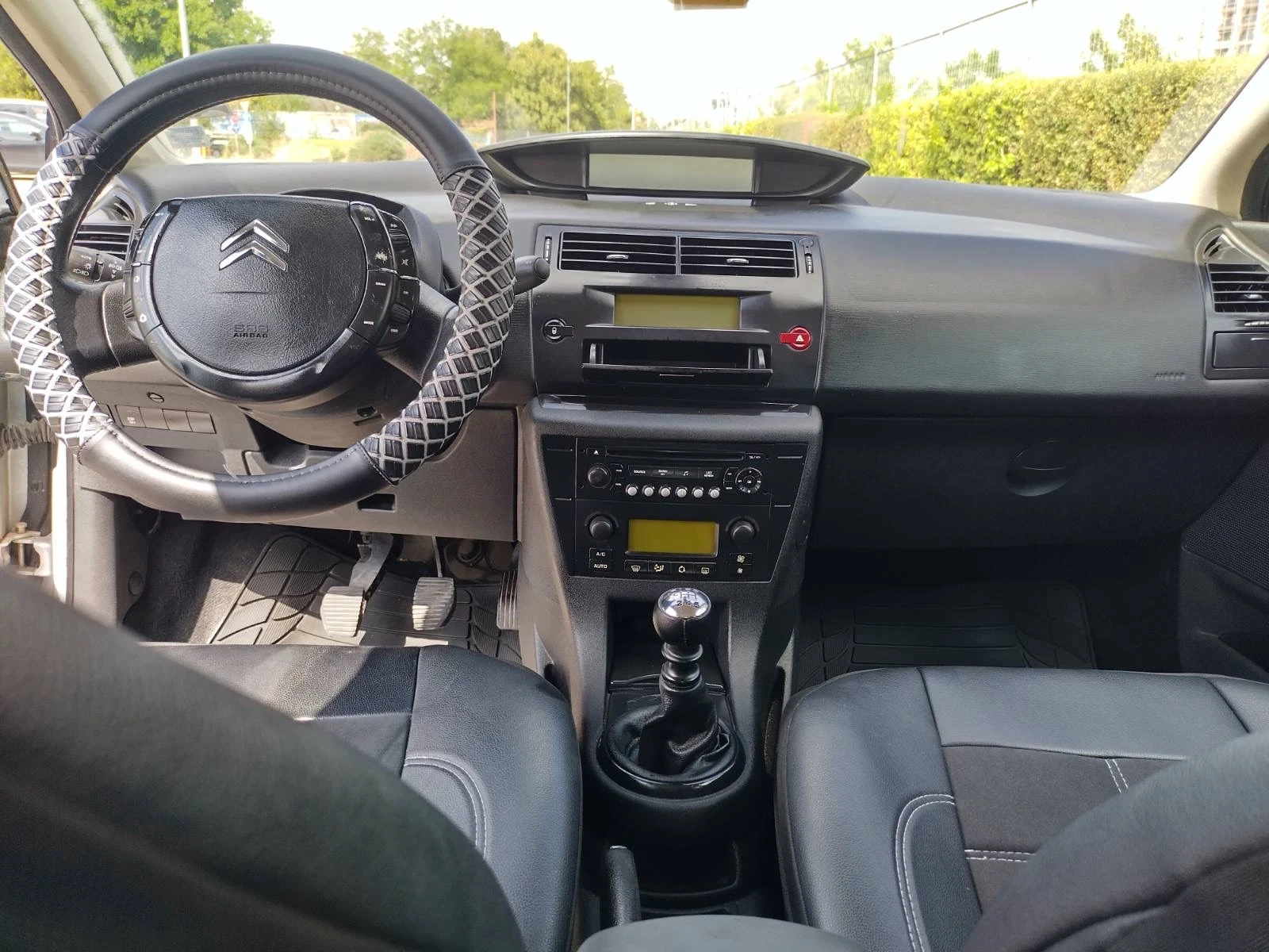 Citroen C4 2, 0 HDI - изображение 8