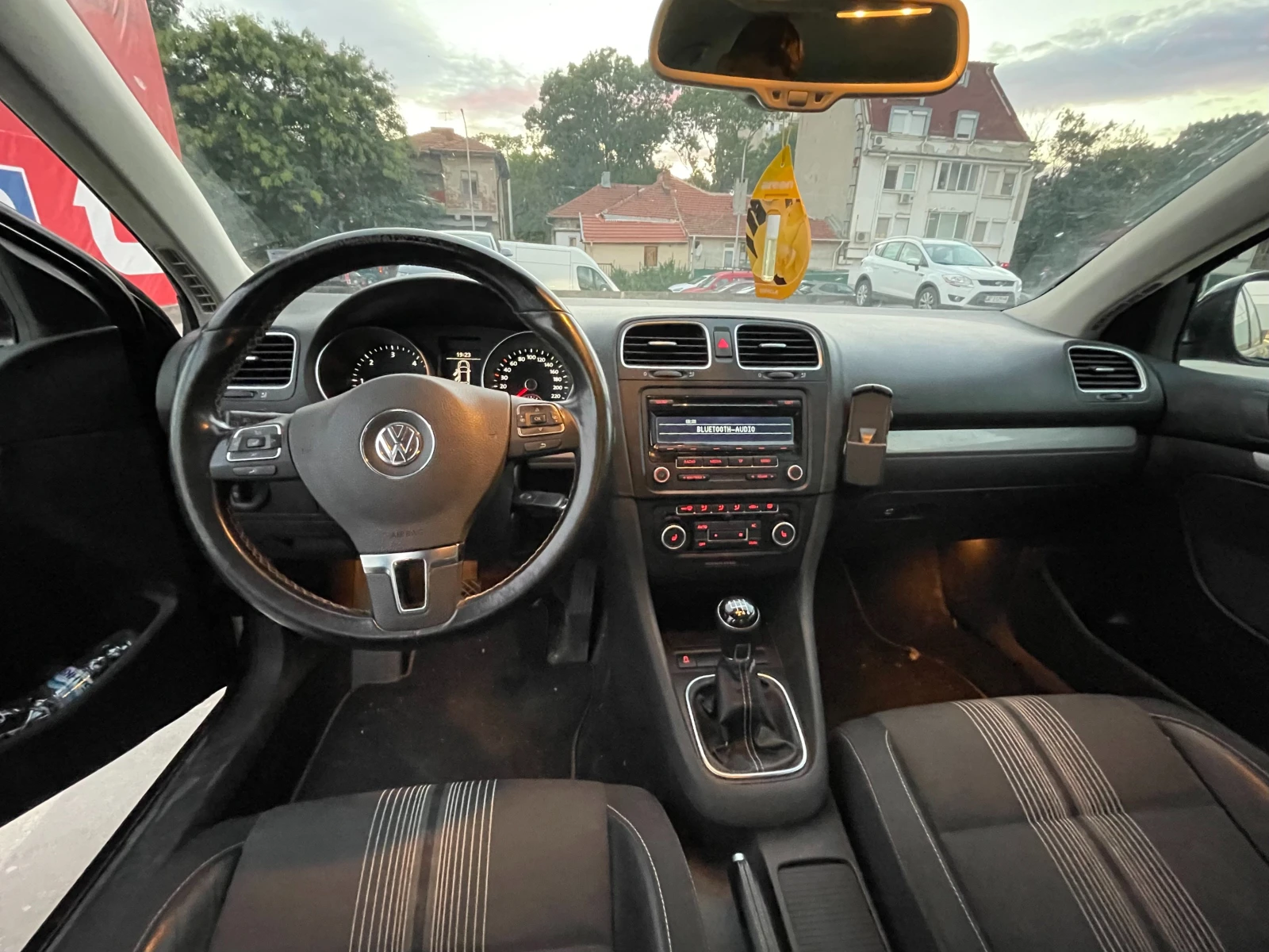 VW Golf 2.0 TDI Match | Mobile.bg   4