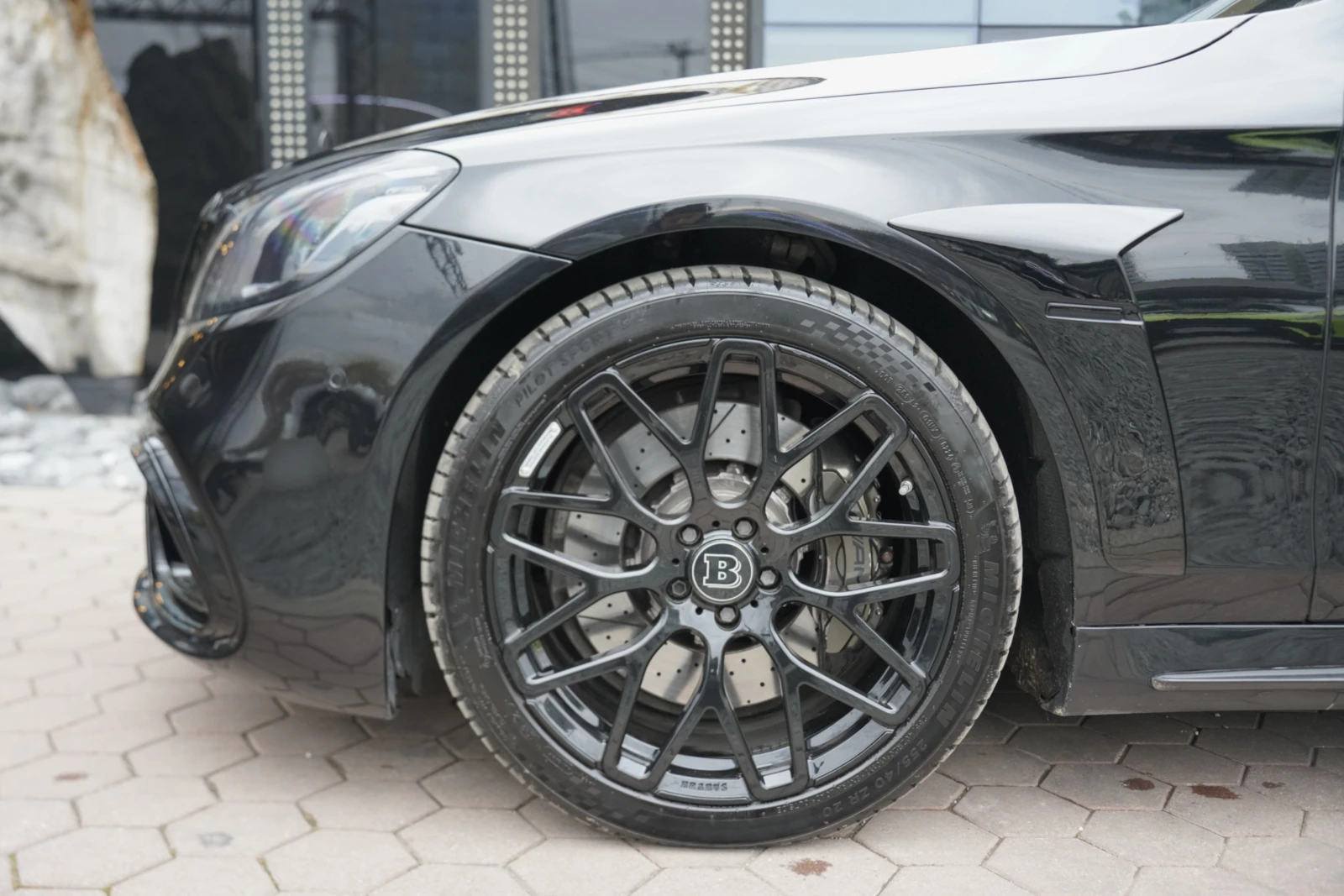 Mercedes-Benz S 63 AMG Long 4Matic BRABUS Optic, снимка 14 - Автомобили и джипове - 53593865