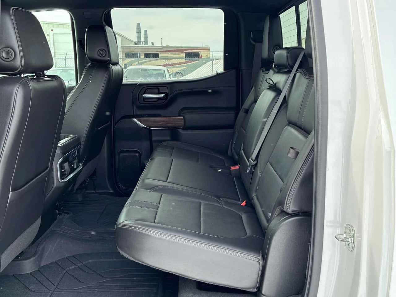 Chevrolet Silverado 1500 HIGH COUNTRY| ���������| LANE ASSIST| CARFAX  | Mobile.bg � ����������� 12