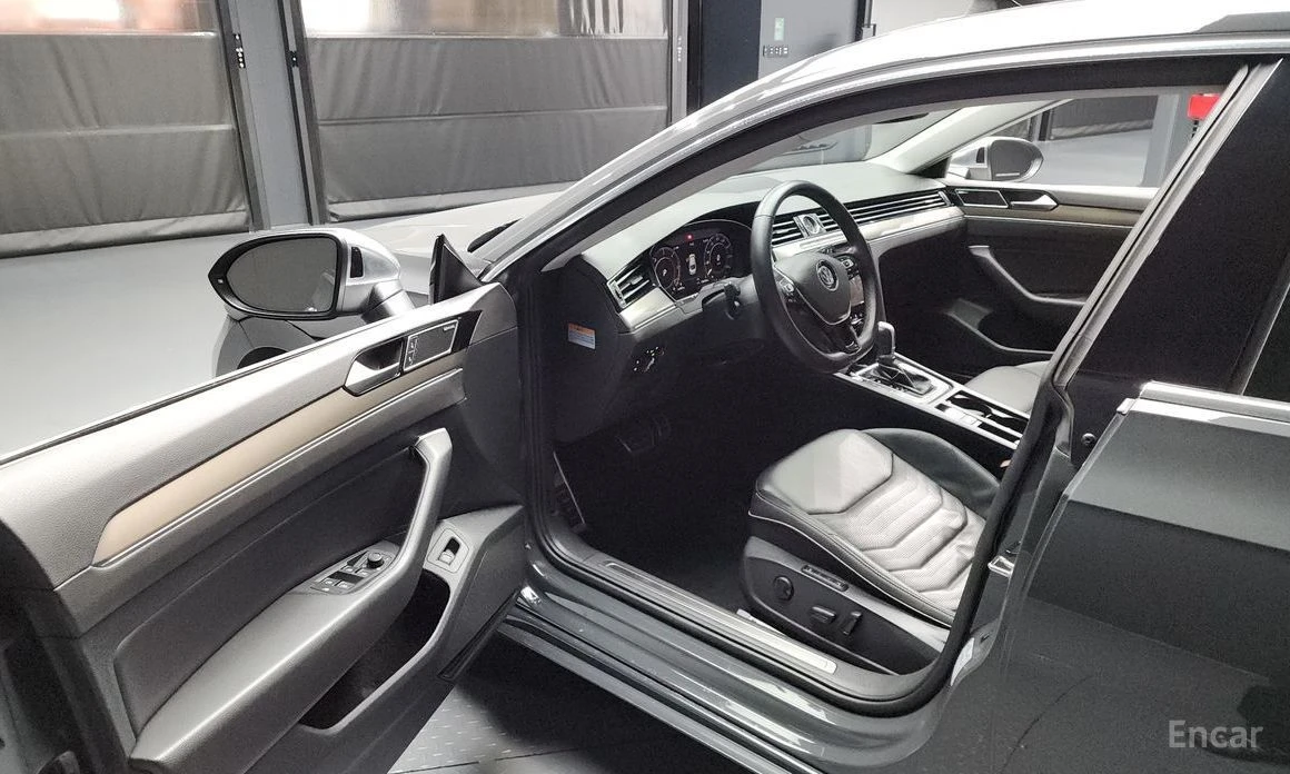 VW Arteon, снимка 10 - Автомобили и джипове - 53875795