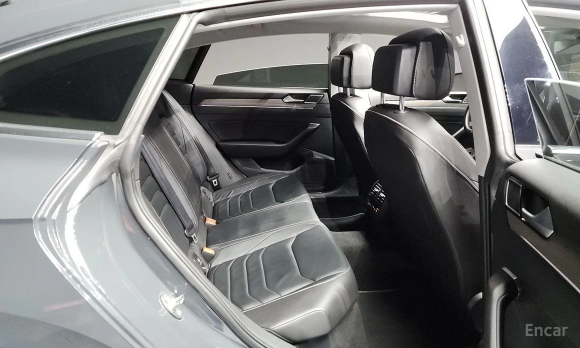 VW Arteon, снимка 12 - Автомобили и джипове - 53875795