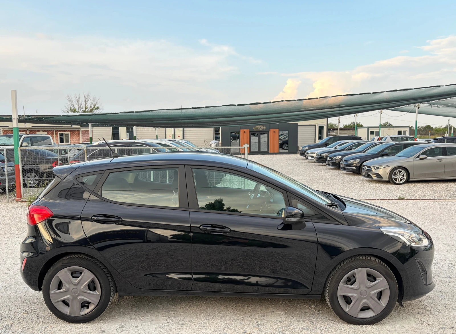 Ford Fiesta 1.5d NAVI CARPLAY EURO 6 , снимка 5 - Автомобили и джипове - 55204045
