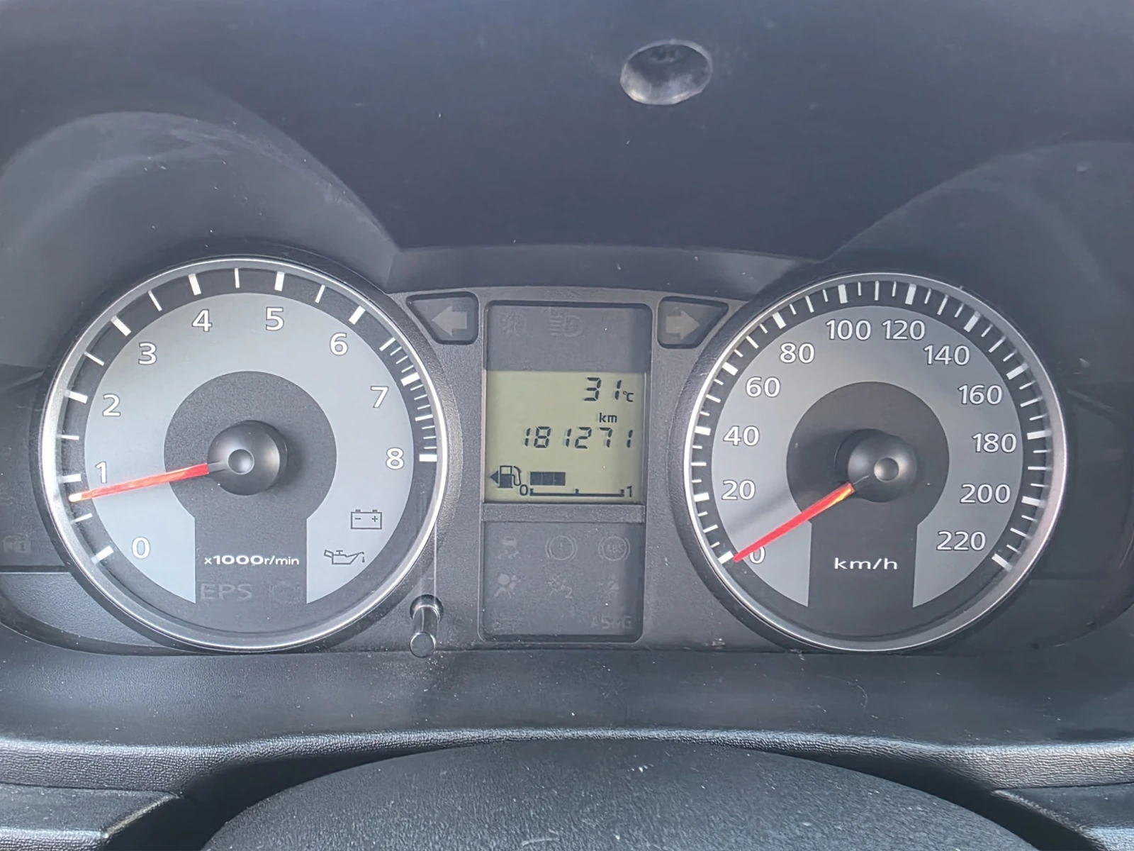 Mitsubishi Colt 1.3, снимка 17 - Автомобили и джипове - 55295646