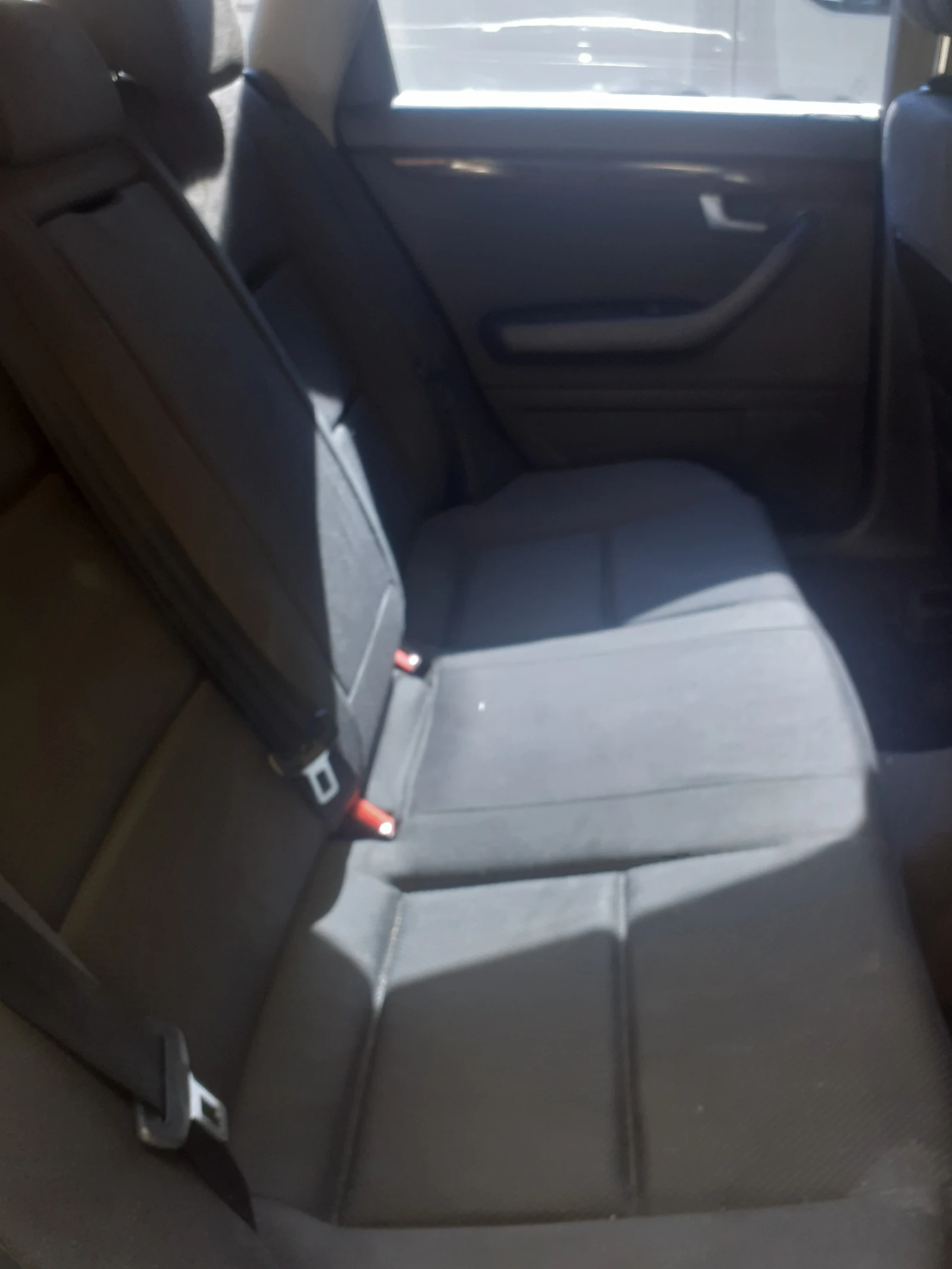 Audi A4 1.9 AVTOMAT, снимка 9 - Автомобили и джипове - 55602385