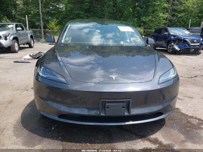 Tesla Model 3 LONG RANGE* DUAL MOTOR* Highland* МИНИМАЛНА ЩЕТА, снимка 3 - Автомобили и джипове - 55640455