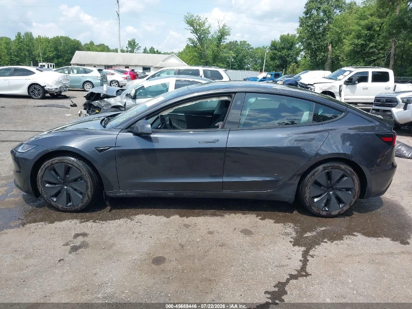 Tesla Model 3 LONG RANGE* DUAL MOTOR* Highland* МИНИМАЛНА ЩЕТА, снимка 7 - Автомобили и джипове - 55640455