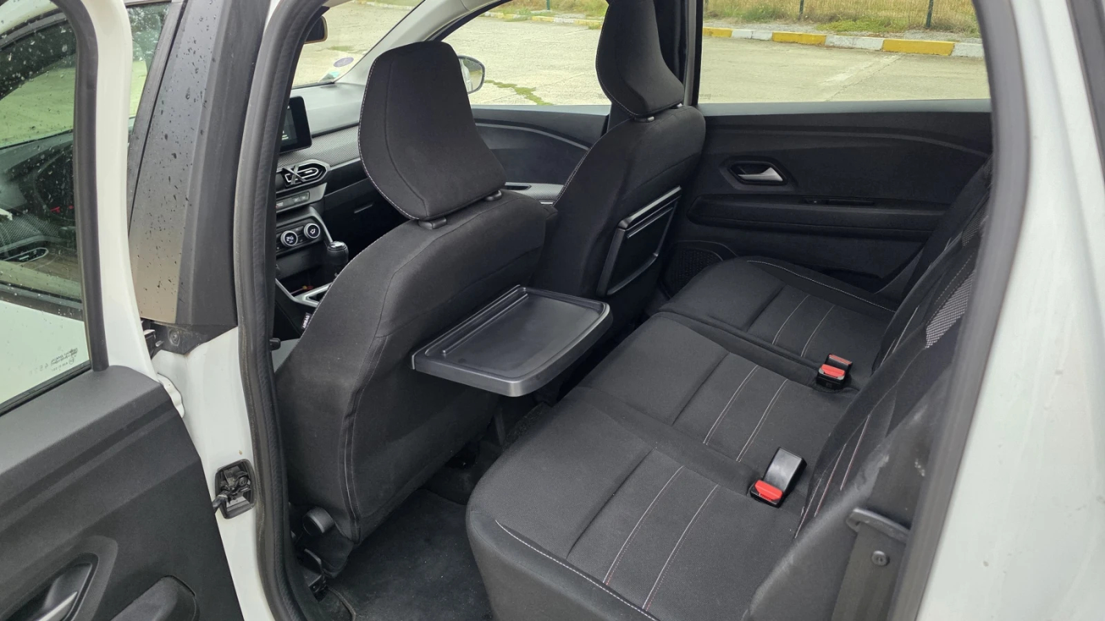 Dacia Jogger 1.0 EKO G , снимка 7 - Автомобили и джипове - 56264513
