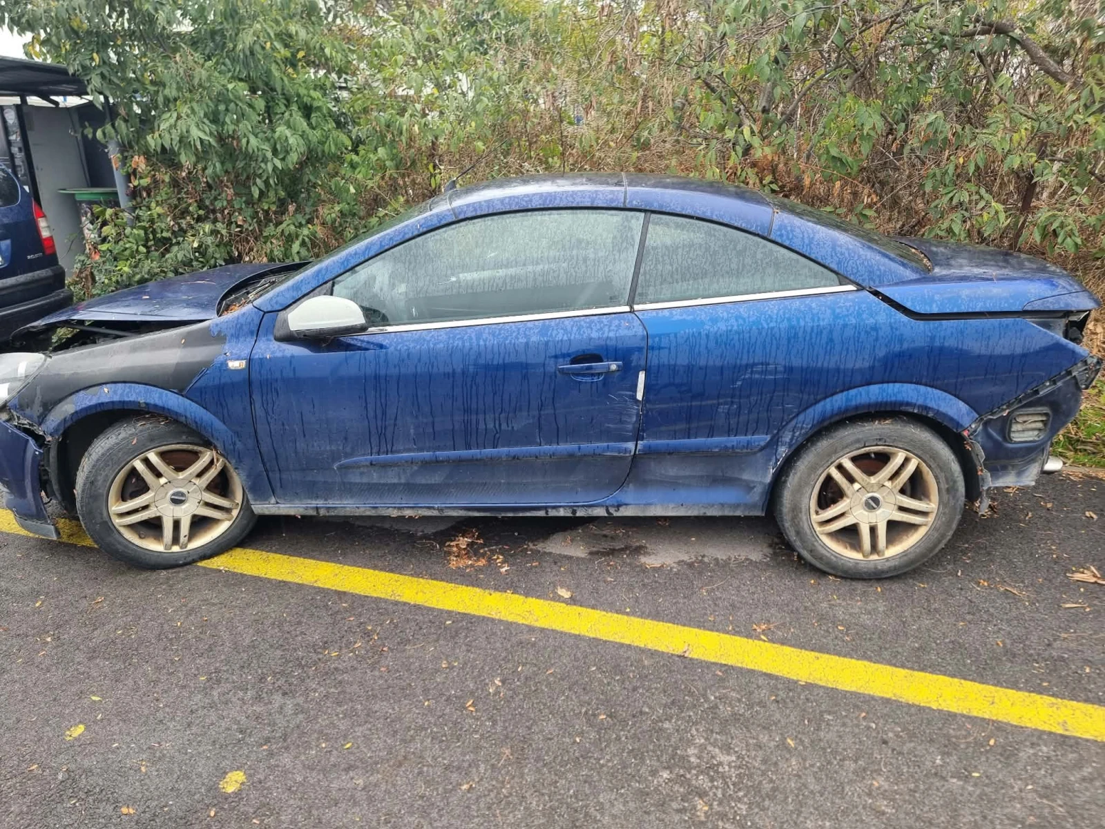 Opel Astra 1.9CDTI/Cabrio/Zender, снимка 2 - Автомобили и джипове - 56600817
