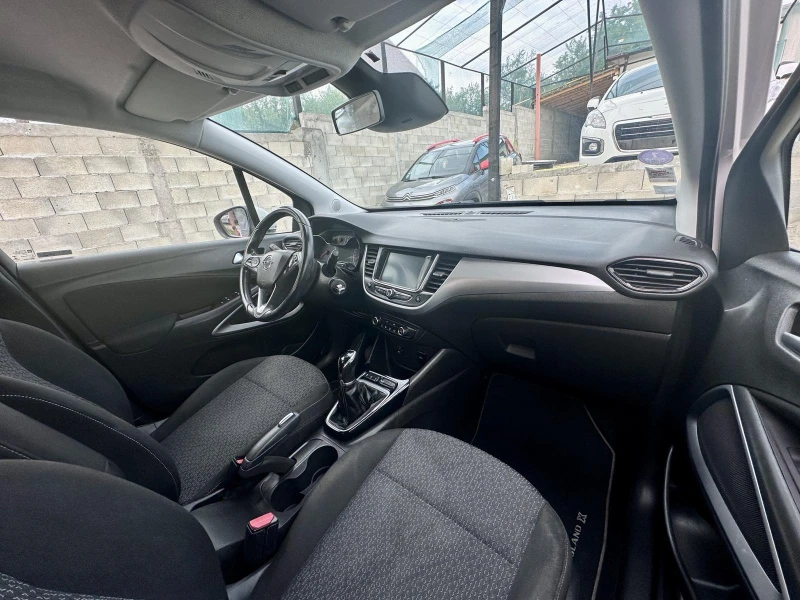 Opel Crossland X 1.2 Turbo Сервизна История Euro 6B, снимка 9 - Автомобили и джипове - 48234775