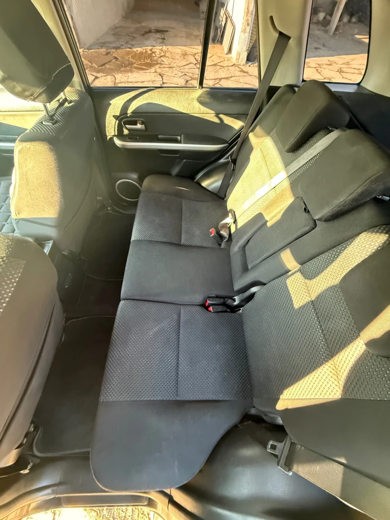 Suzuki Grand vitara, снимка 6 - Автомобили и джипове - 51781610