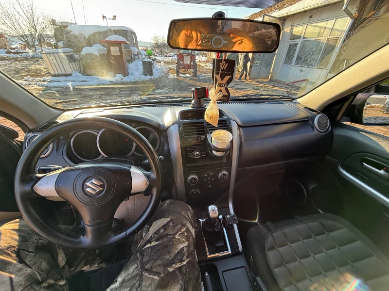 Suzuki Grand vitara, снимка 9 - Автомобили и джипове - 51781610