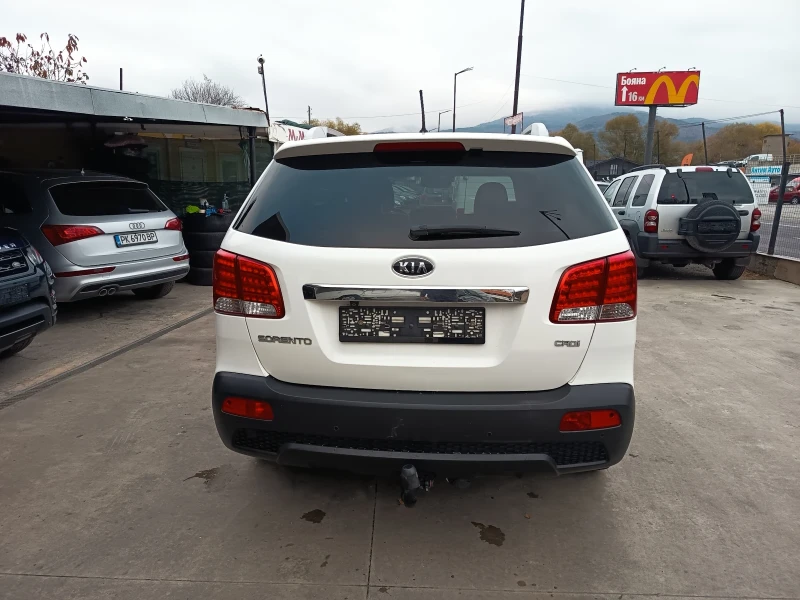 Kia Sorento 2.2crdi, снимка 5 - Автомобили и джипове - 52310630