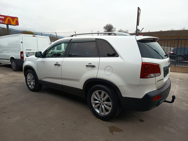 Kia Sorento 2.2crdi, снимка 7 - Автомобили и джипове - 52310630