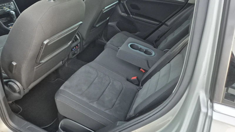 VW Tiguan 2.0TDI DIGITAL 100%РЕАЛНИ КИЛОМЕТРИ  ЛИЗИНГ ВИДЕО , снимка 17 - Автомобили и джипове - 52404998