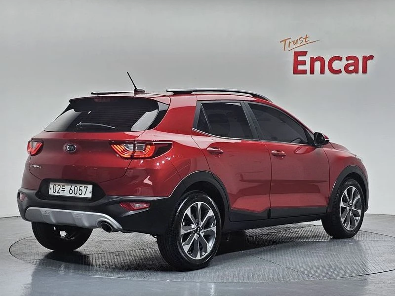 Kia Stonic 1.4| 100к.с.| ВКЛ.ТЕХНОТЕСТ, снимка 2 - Автомобили и джипове - 55387316