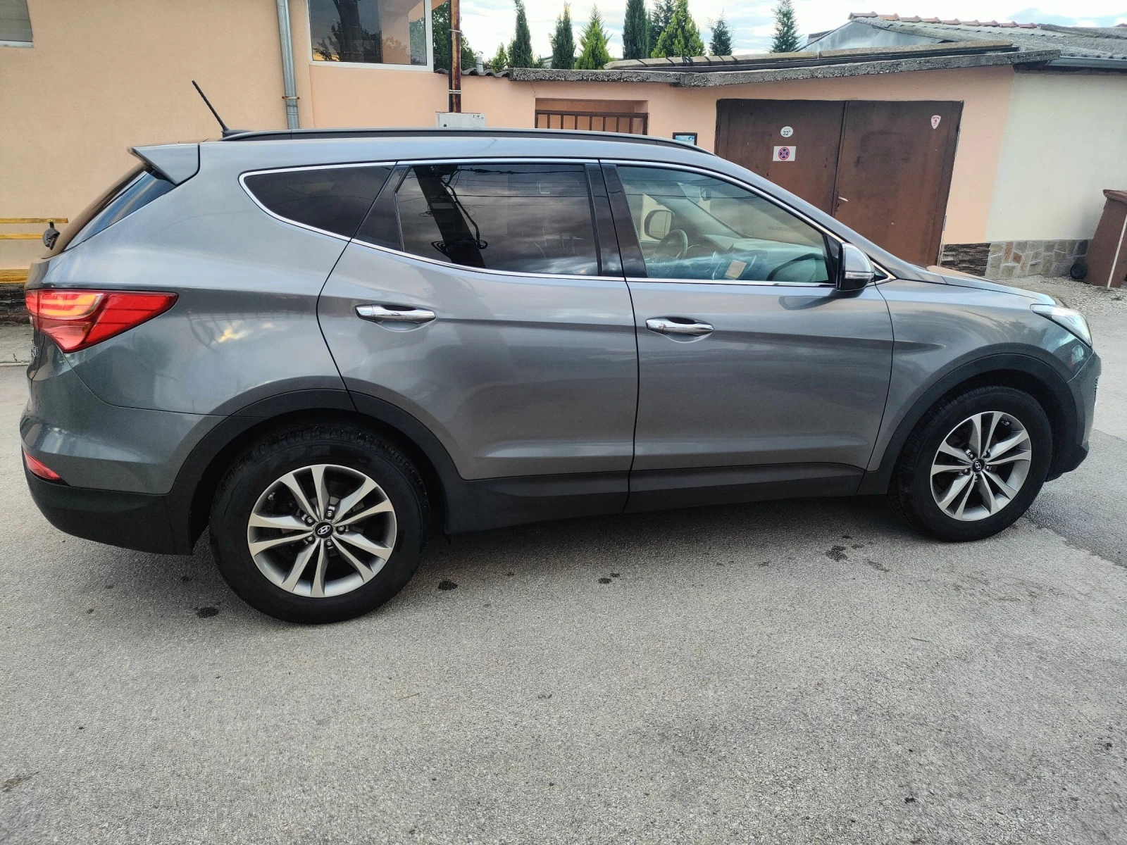 Hyundai Santa fe 2.2crdi Euro6 - изображение 4