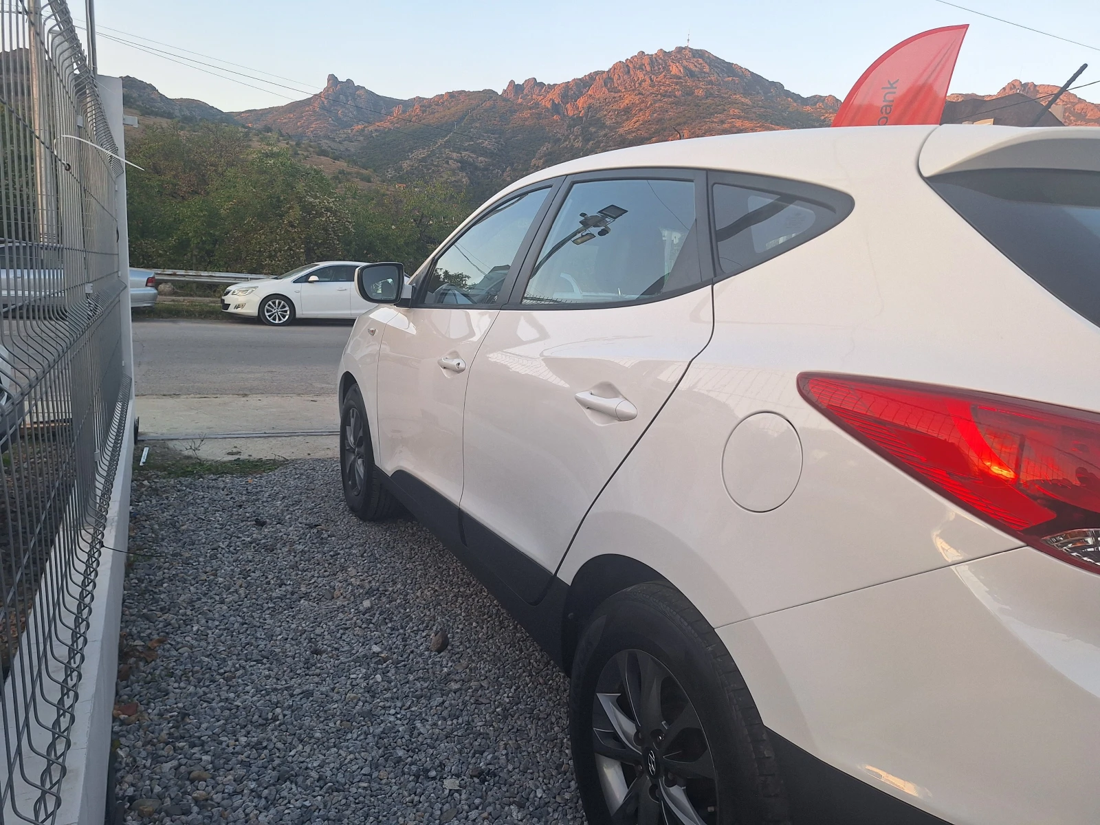 Hyundai IX35 1.6 GPL  - изображение 8