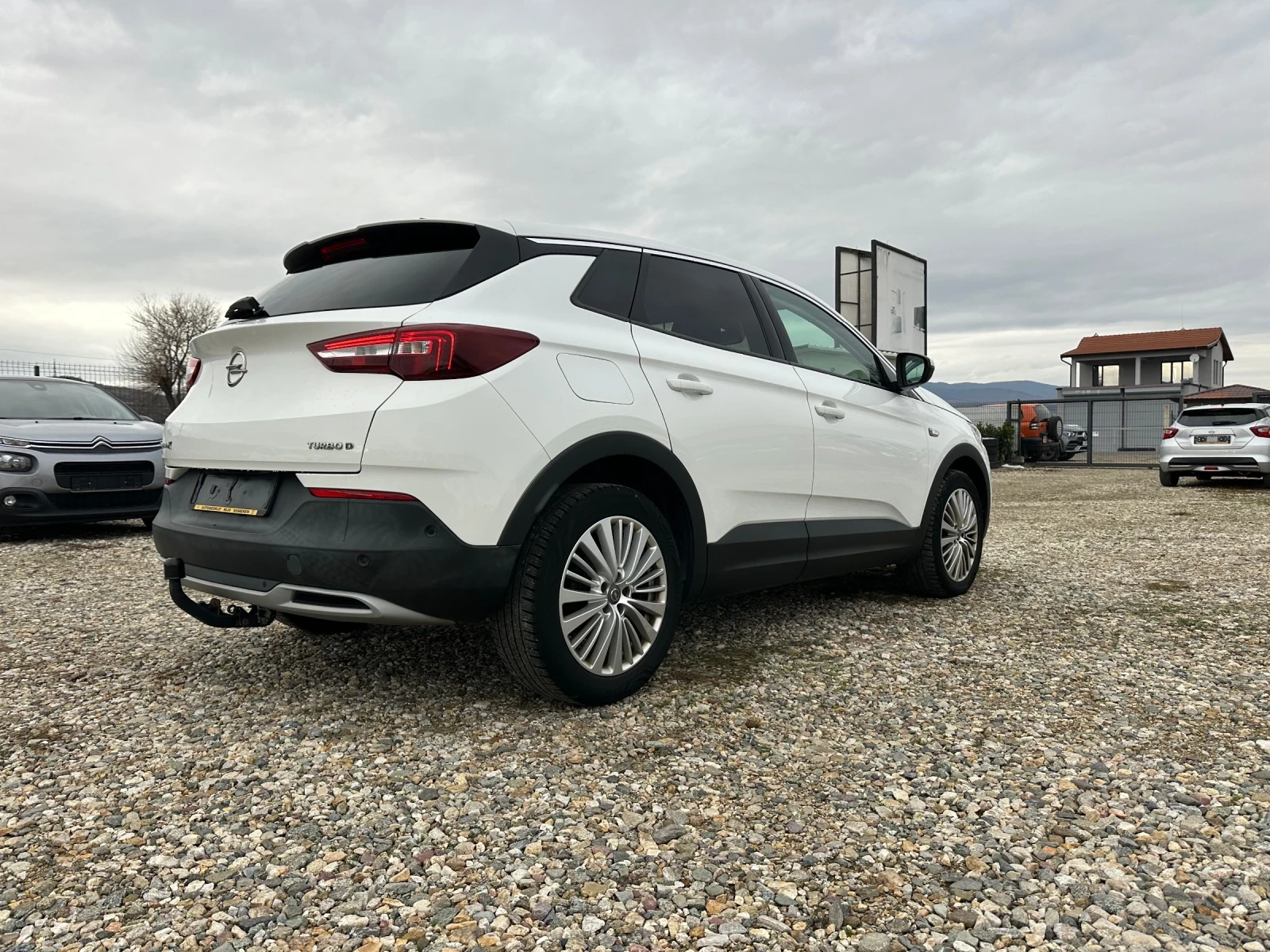 Opel Grandland X AUTOMATIC  - изображение 4