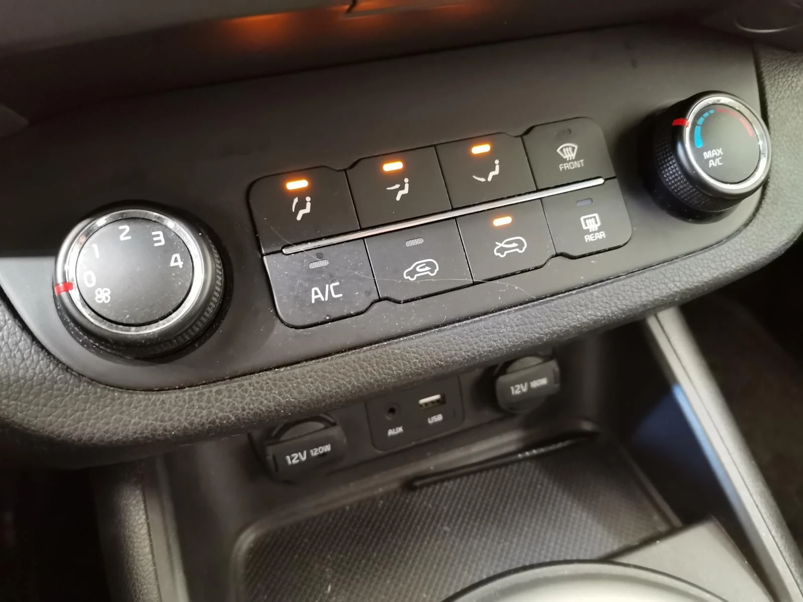 Kia Sportage III Facelift 1.6 GDI 135КС. - изображение 8