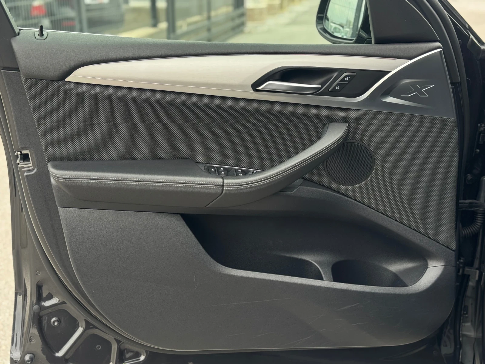 BMW X4 2.0D X-LINE , снимка 9 - Автомобили и джипове - 53935253