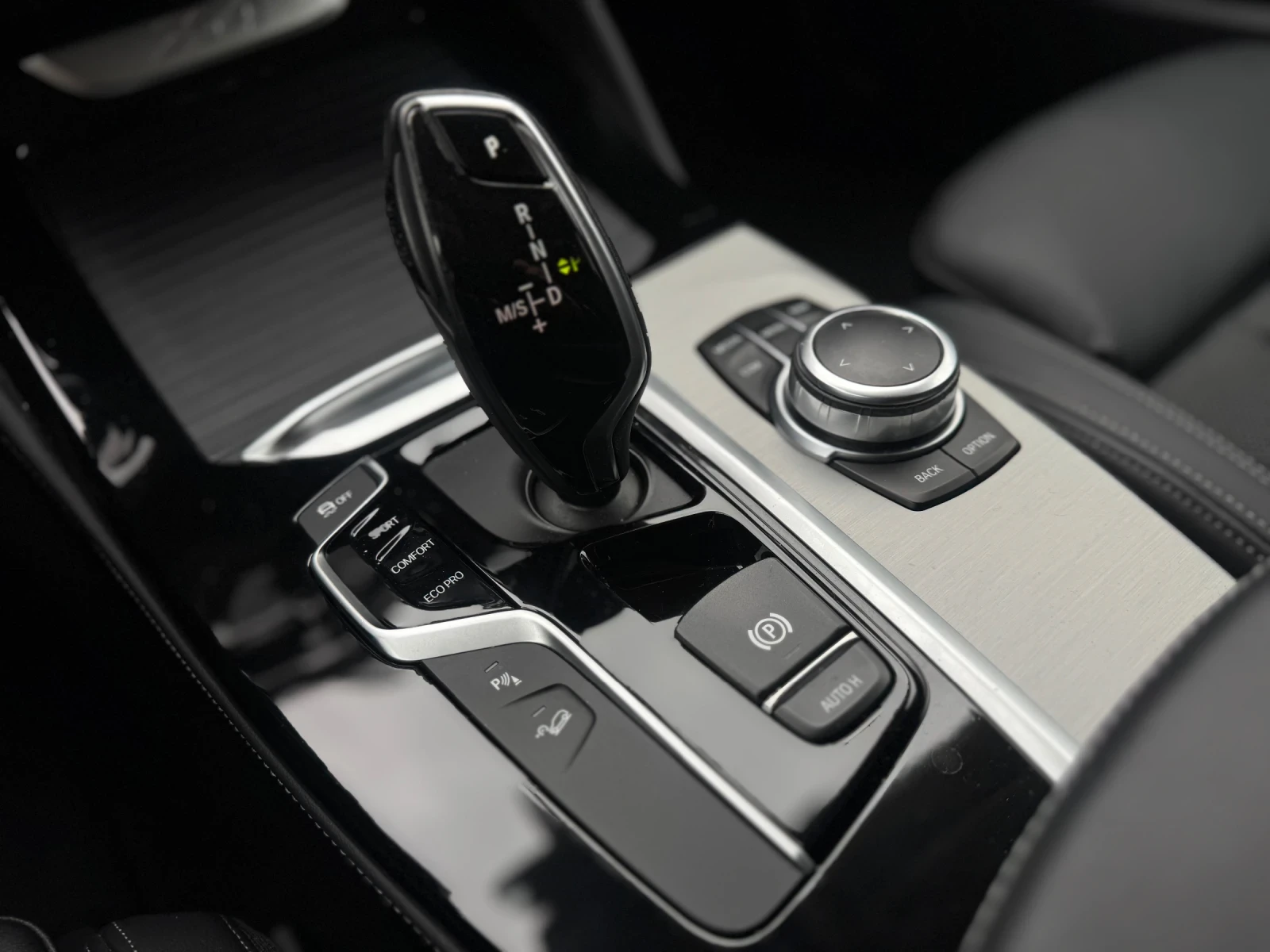 BMW X4 2.0D X-LINE , снимка 16 - Автомобили и джипове - 53935253