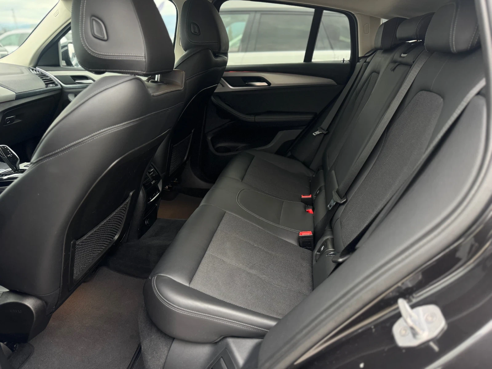 BMW X4 2.0D X-LINE , снимка 11 - Автомобили и джипове - 53935253