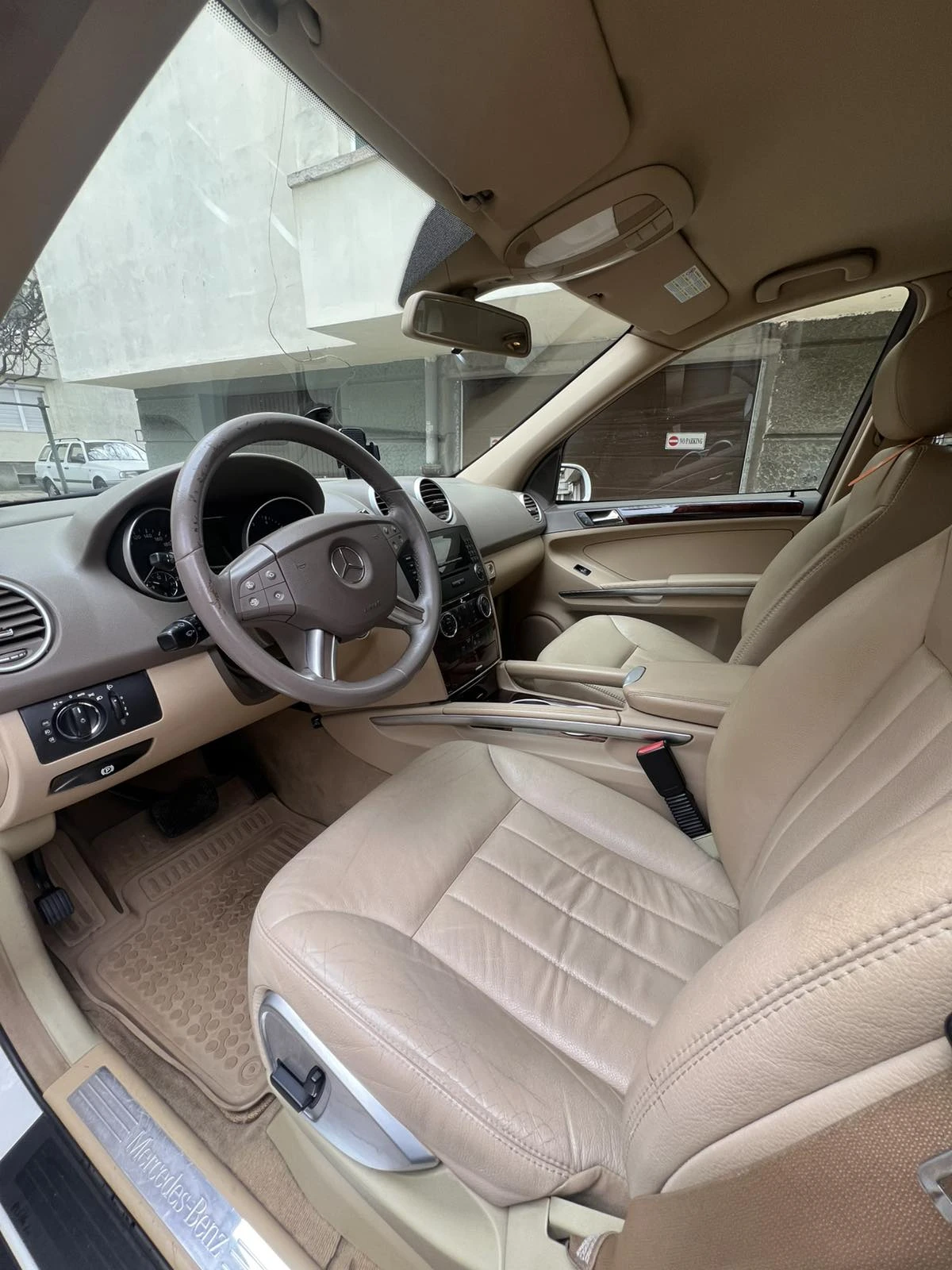 Mercedes-Benz ML 350 Газ, снимка 7 - Автомобили и джипове - 54017277