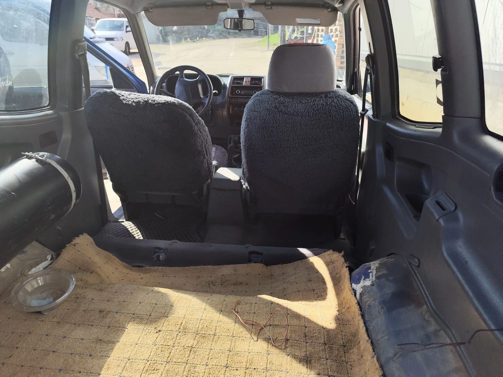 Nissan Terrano 2, 4, снимка 11 - Автомобили и джипове - 54099756