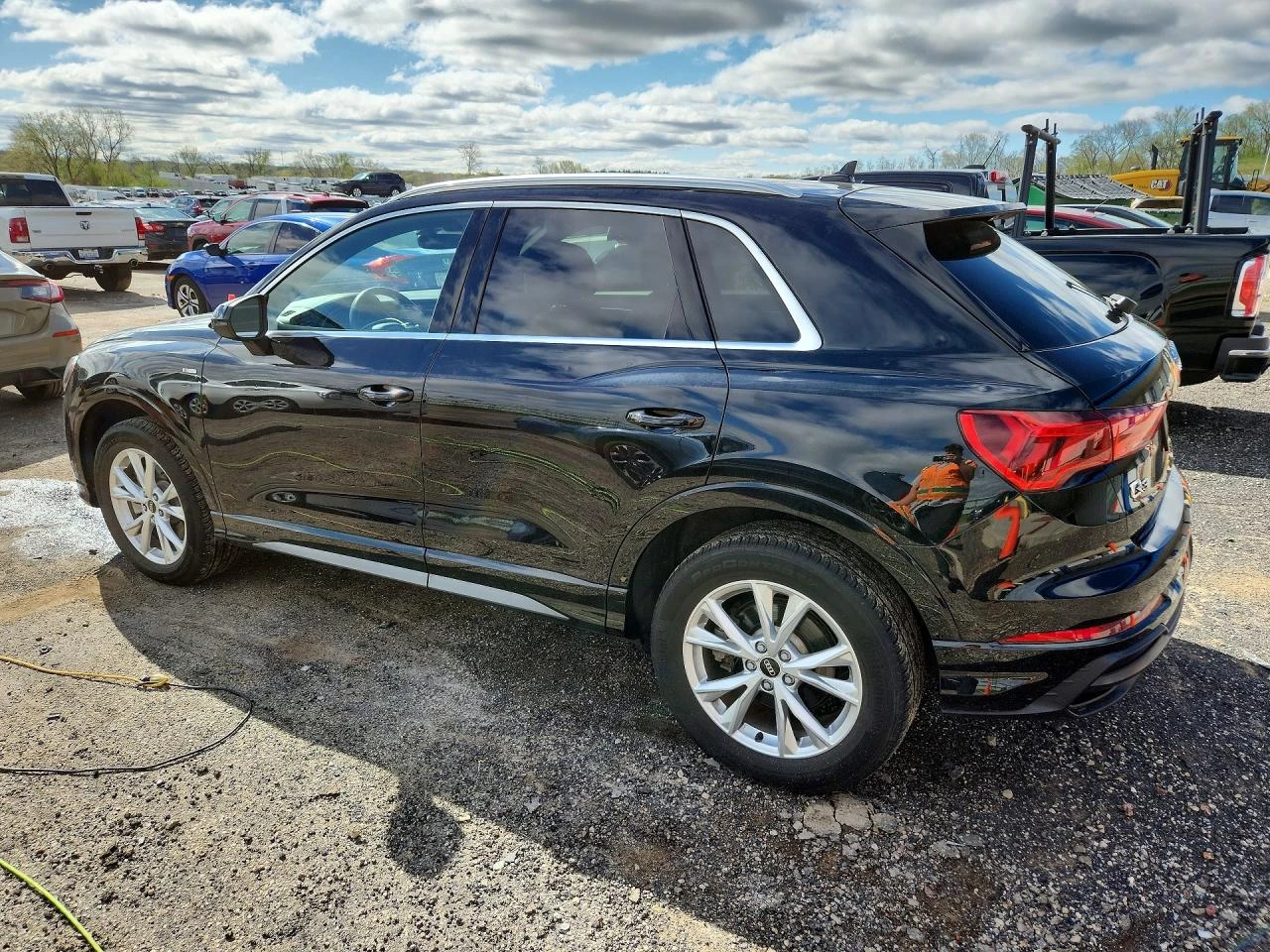Audi Q3 2.0l Premium S Line 45, снимка 2 - Автомобили и джипове - 54416402