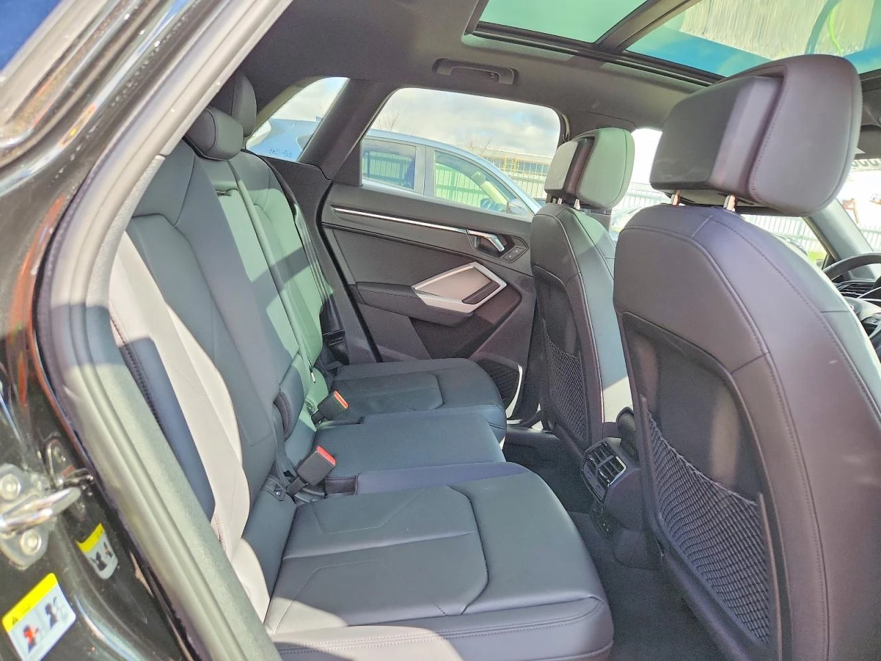 Audi Q3 2.0l Premium S Line 45, снимка 11 - Автомобили и джипове - 54416402