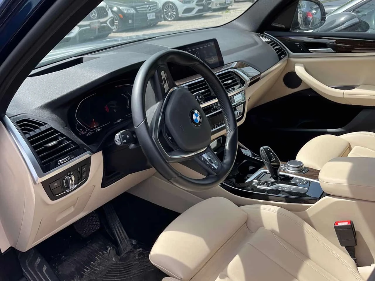 BMW X3 | xDrive30i | HUD | HARMAN KARDON | CARFAX | , снимка 5 - Автомобили и джипове - 54656306