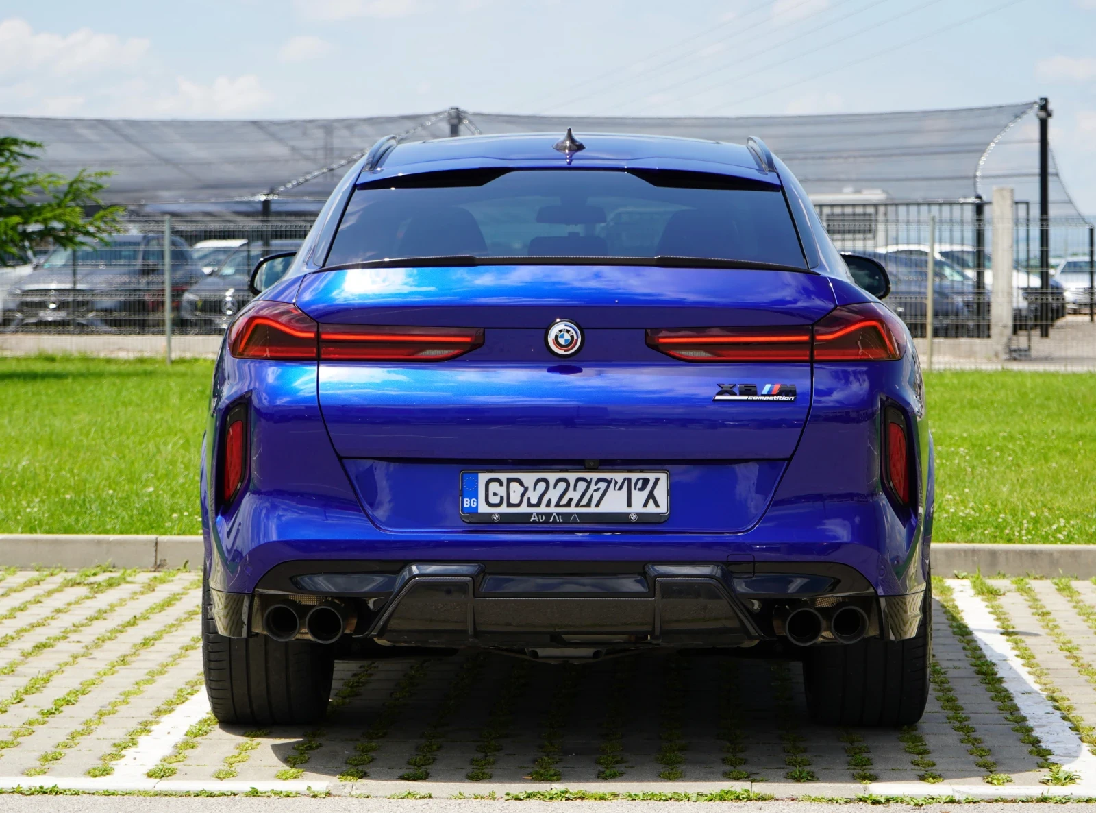 BMW X6 М COPMETITION* B&W* DISTR* 360 CAM* PANO* KEYLESS*, снимка 5 - Автомобили и джипове - 54823157