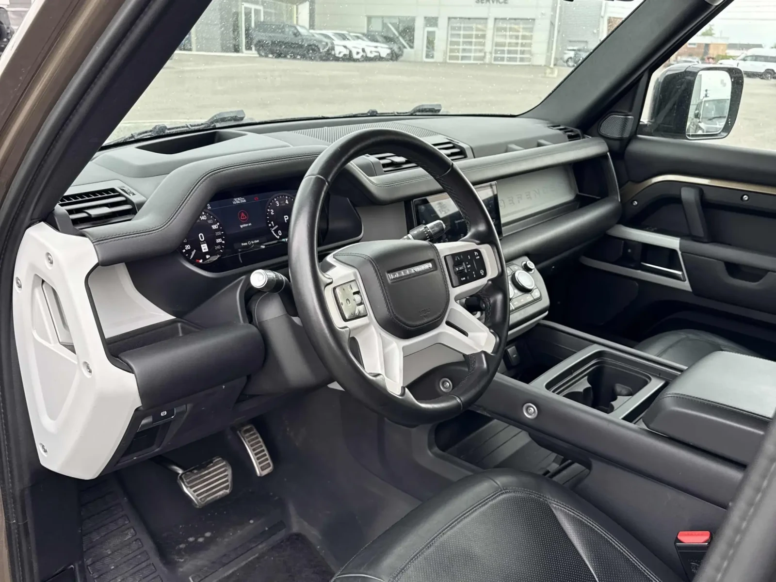 Land Rover Defender 110 AWD * 2 ����� * �������� * CARFAX | Mobile.bg � ����������� 7