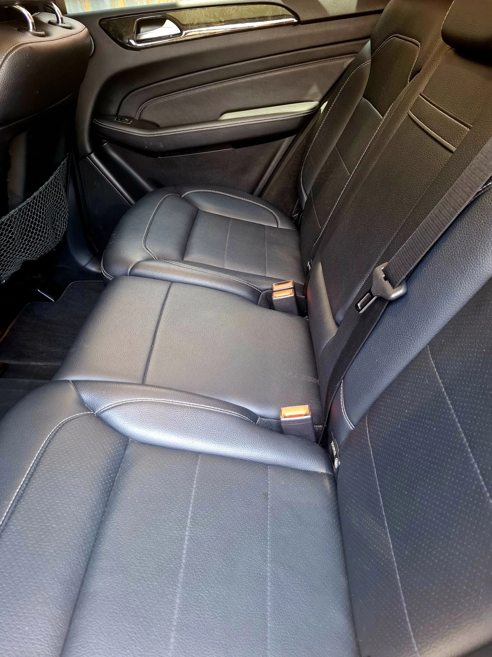 Mercedes-Benz ML 350 350 BLUETEC 4 MATIC, снимка 7 - Автомобили и джипове - 55094353