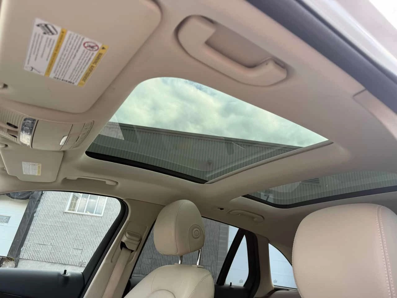 Mercedes-Benz GLC * 300 * CARFAX * ЦЕНА ДО БГ, снимка 10 - Автомобили и джипове - 55222788