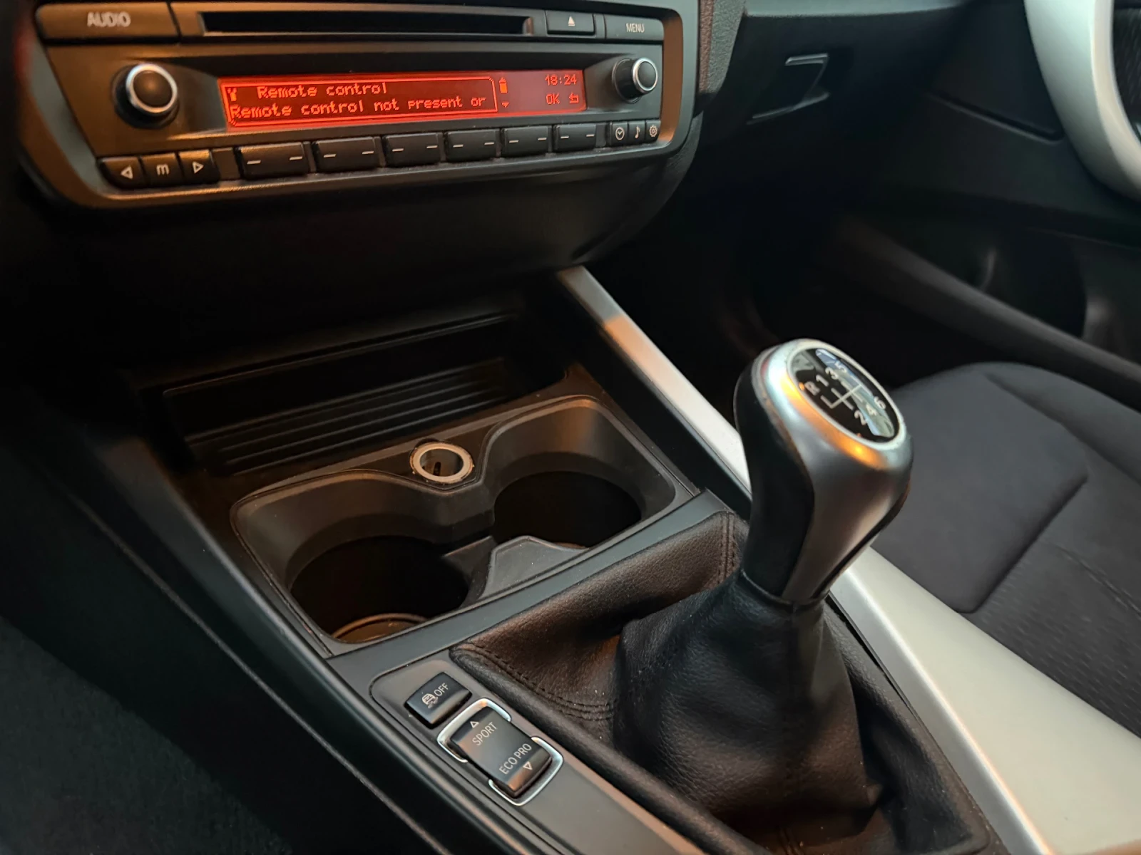 BMW 120 ОБСЛУЖЕН* РЕГИСТРИРАМ, снимка 13 - Автомобили и джипове - 56268600