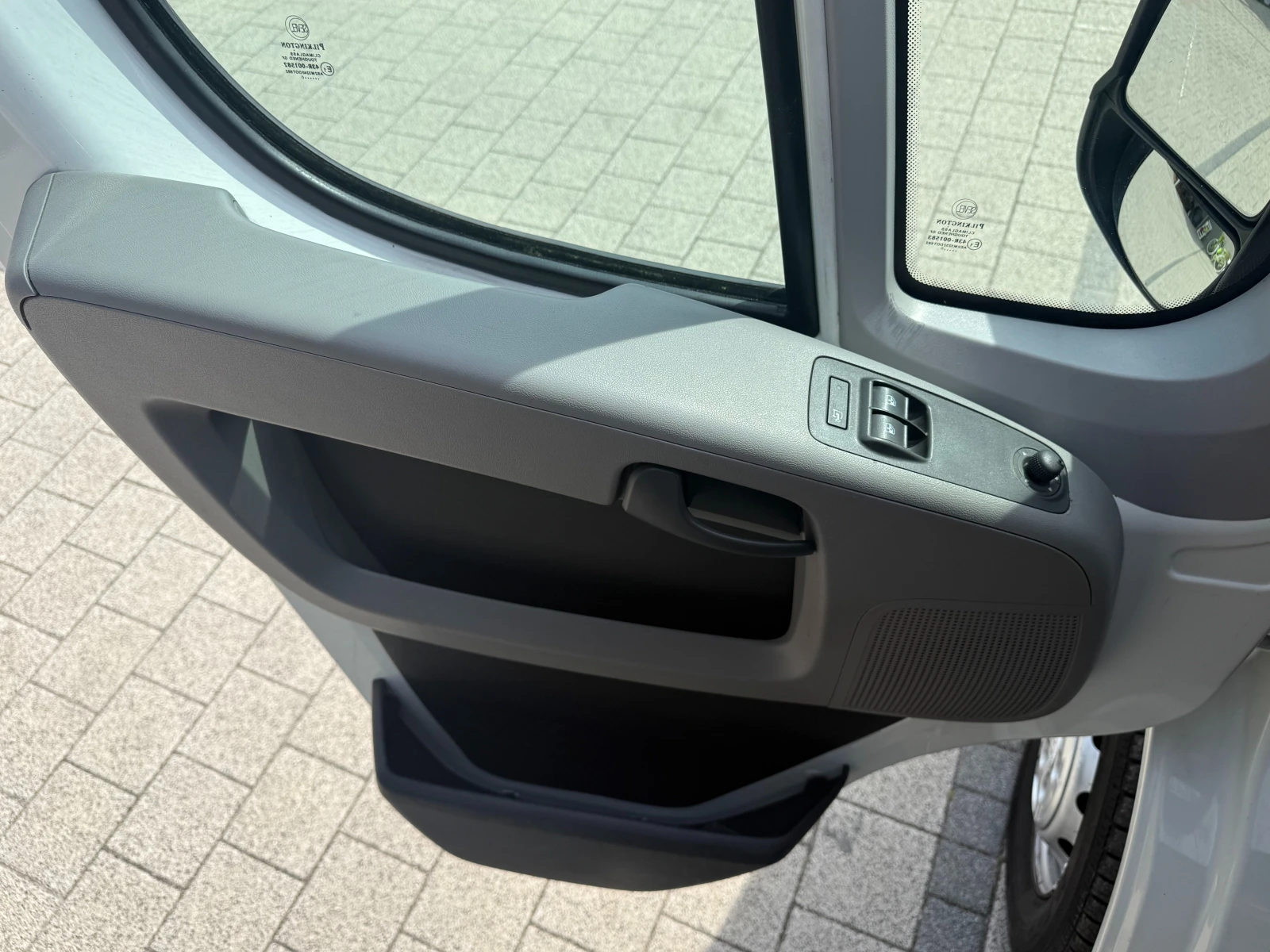 Peugeot Boxer 3.0 160к.с. Клима L1H1 , снимка 15 - Бусове и автобуси - 53985720