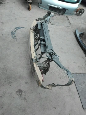 маска радиатори мерцедес Ц220 w203 2.2cdi