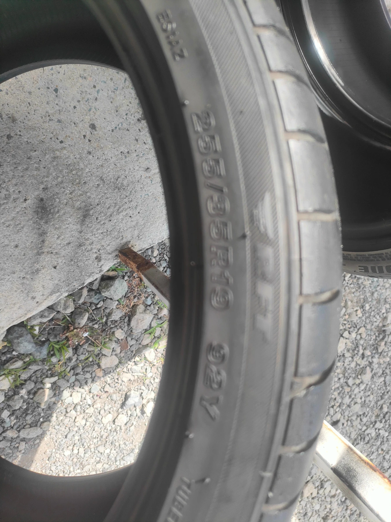  255/35R19 | Mobile.bg   8