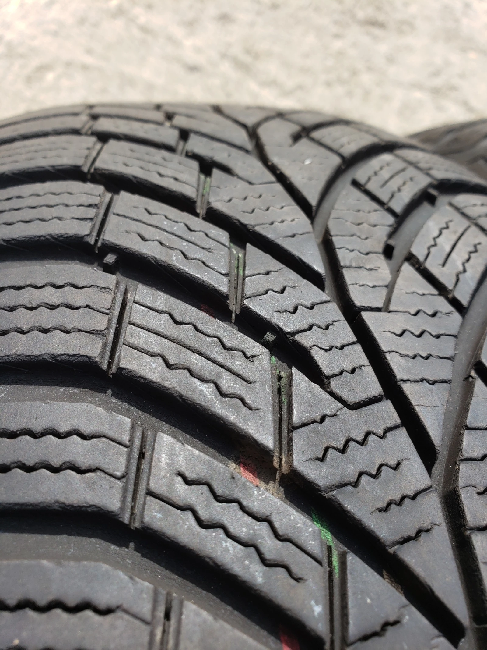 ���� 205/60R16 | Mobile.bg � ����������� 5