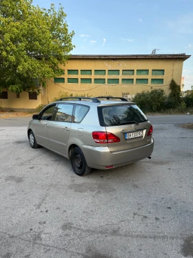 Обява за продажба на Toyota Avensis verso 2D4D ~2 799 лв. - изображение 4