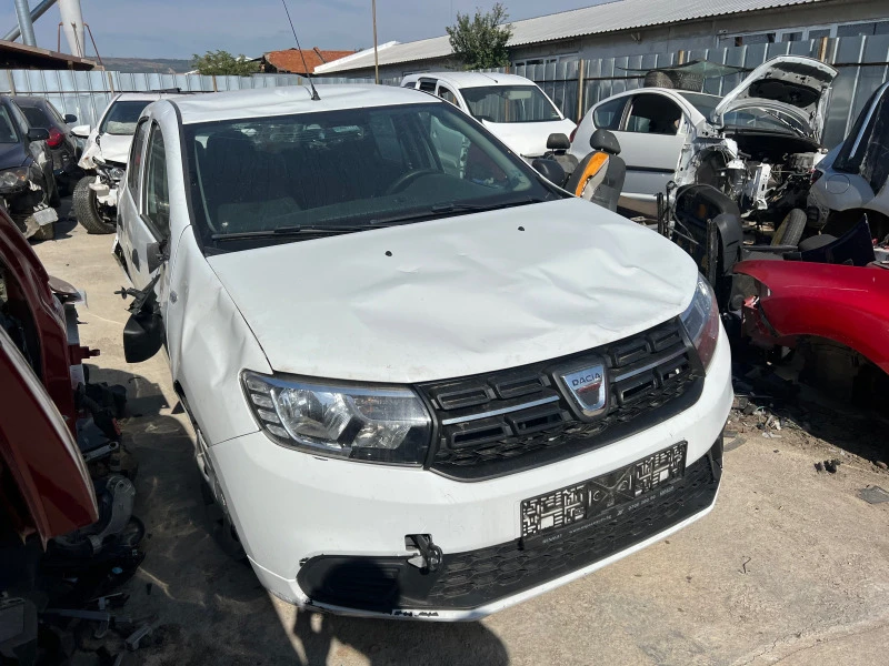 Dacia Logan 1.0i, снимка 2 - Автомобили и джипове - 42459930