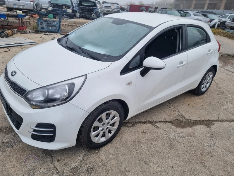 Kia Rio 1.1crdi-75ks-2015god-Euro6b-NA CHASTI, снимка 7 - Автомобили и джипове - 47402462