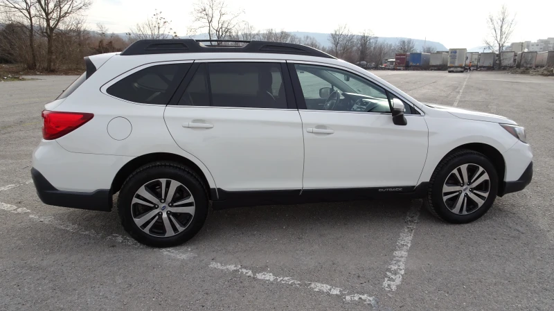 Subaru Outback 2.5 AT, снимка 2 - Автомобили и джипове - 48348137