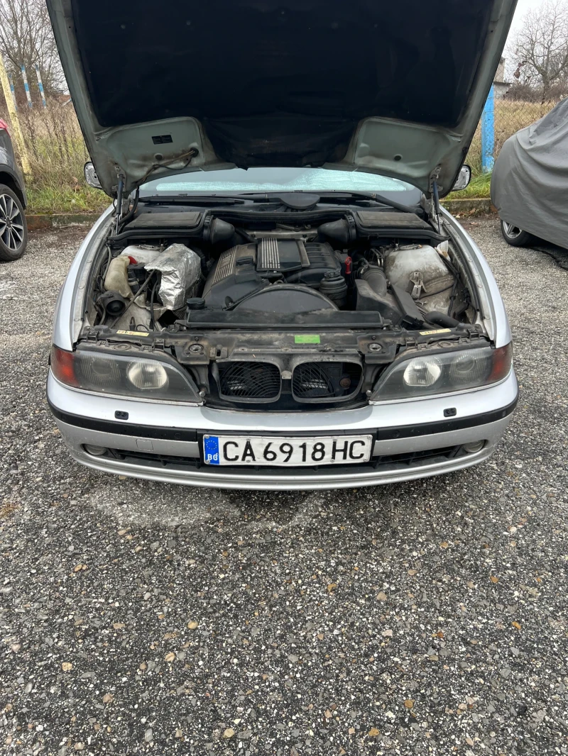 BMW 520, снимка 15 - Автомобили и джипове - 48444314